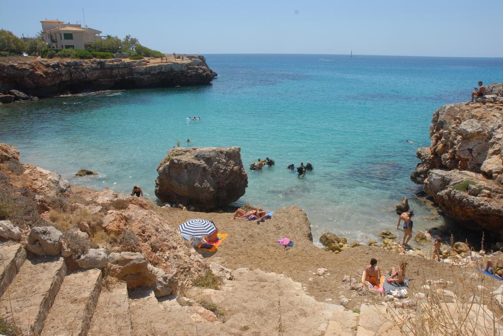 Na Margarida Villa S'Illot  Rum bild
